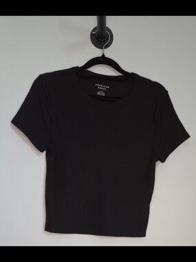 American Eagle Outfitters Black Ribbed Crew Short Sleeve Top